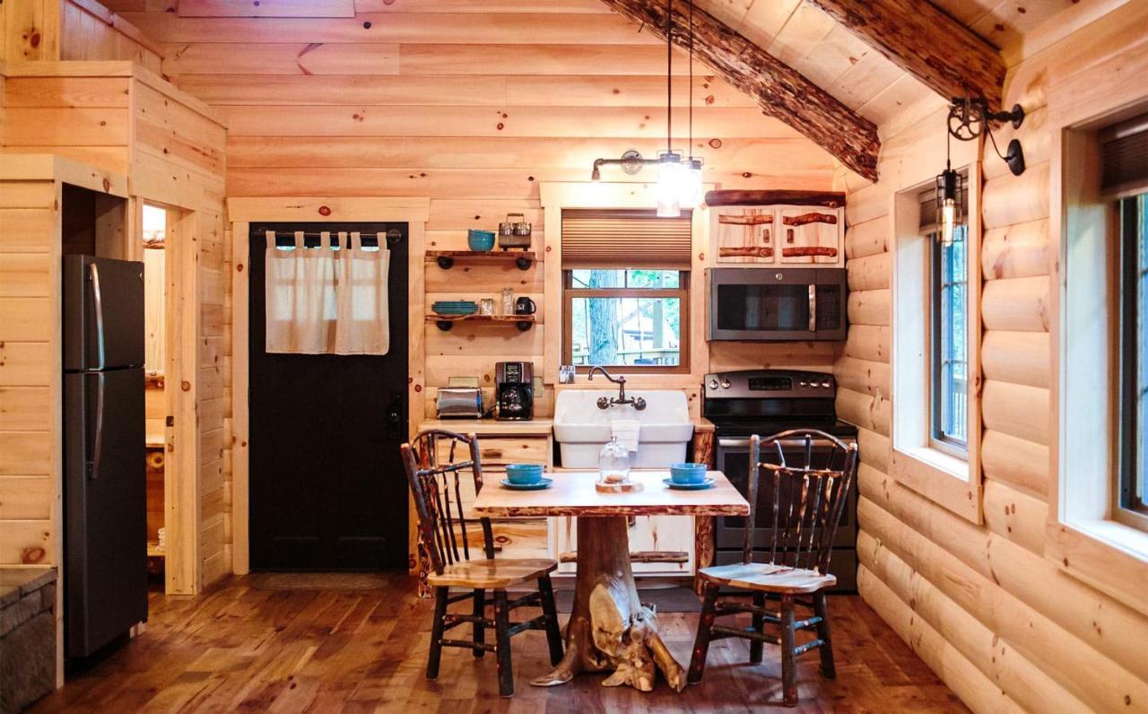 Cricket Hill Treehouse B By Amish Country Lodging Millersburg Dış mekan fotoğraf